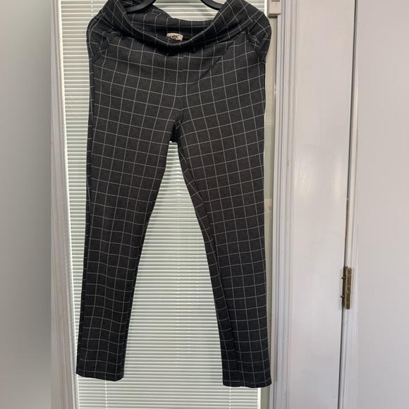 Gray Leggings/Pants - Picture 1 of 2